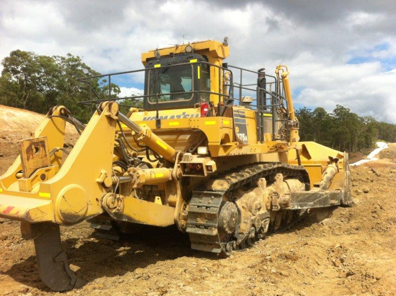 Бульдозер komatsu d375a. Komatsu d375. Бульдозер Komatsu d375a-5d.