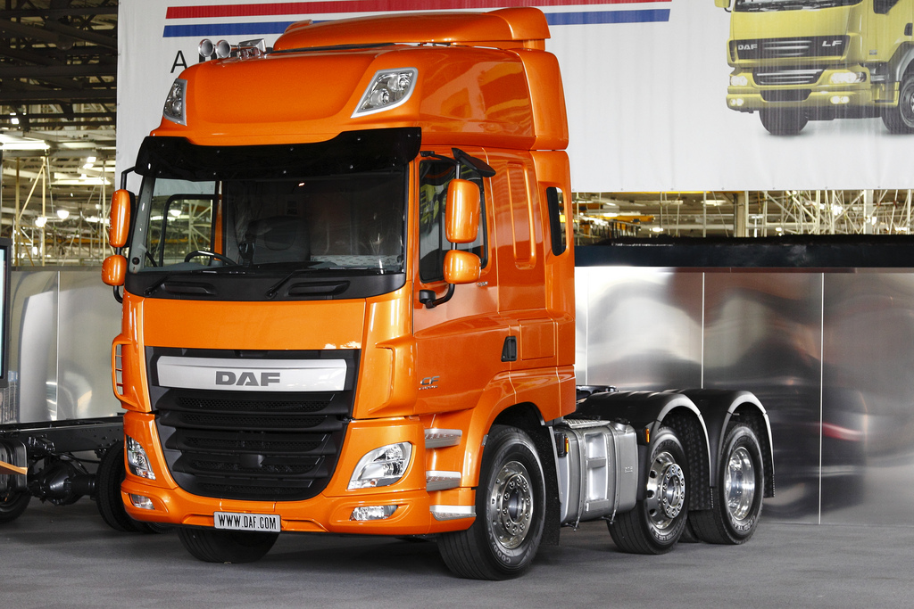 Тягач 4х2. DAF CF Euro 6. КАМАЗ евро 6. DAF CF 85 euro6. DAF euro6 XXF.