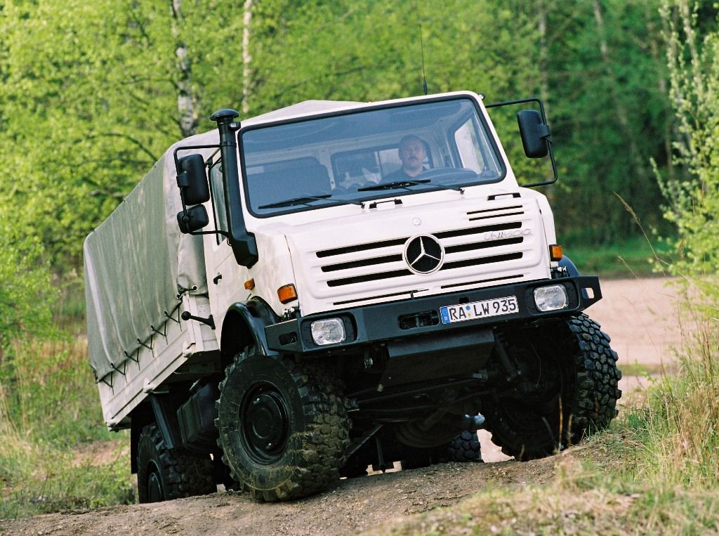 Мерседес Бенц Unimog