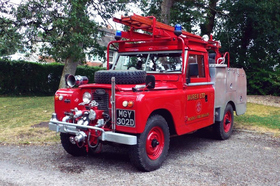 Land Rover Fire Truck. АБГ пожарный автомобиль.