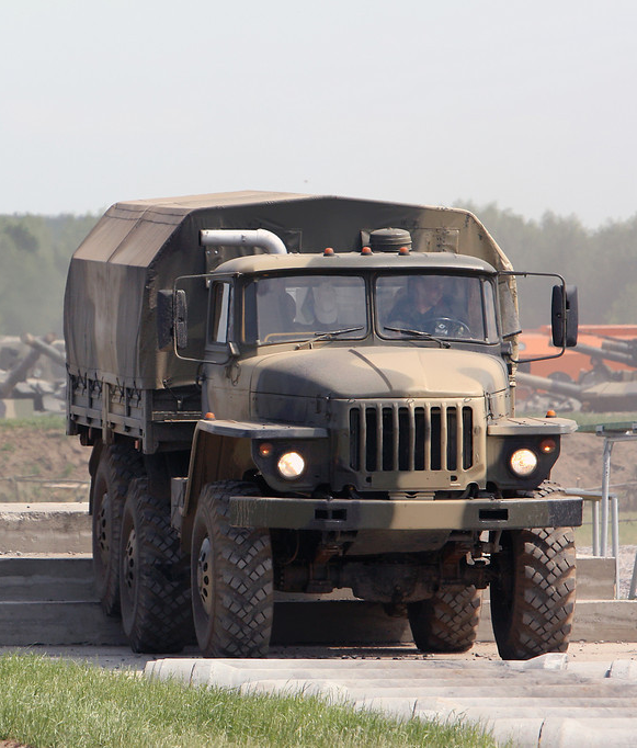 Урал 43 20. Урал 4320 6x6. Ural 4320 6x6. Военный тягач Урал 4320. Урал-43200811.