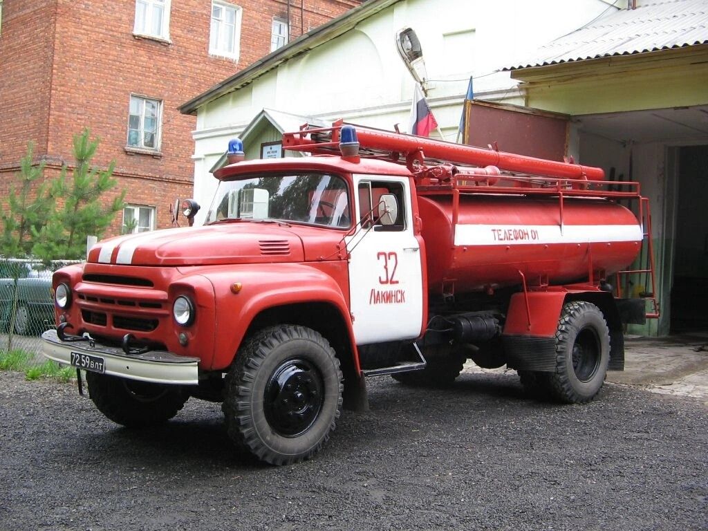 Пожарный автомобиль ап