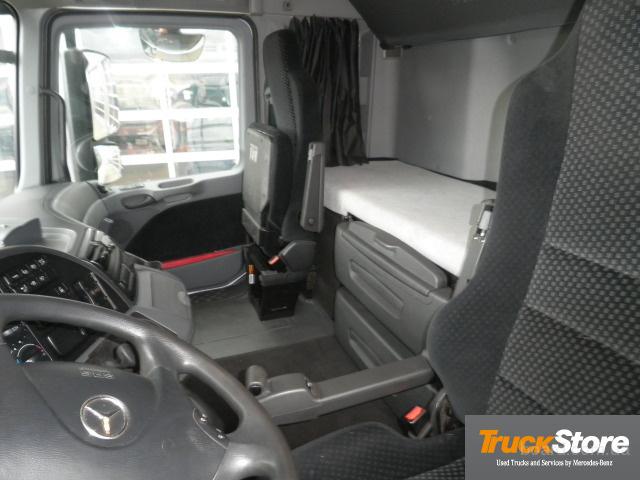 Mercedes Actros 2014 кабина