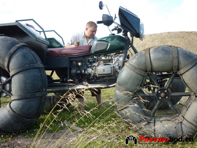 Мотоцикл Урал болотоход самодельный