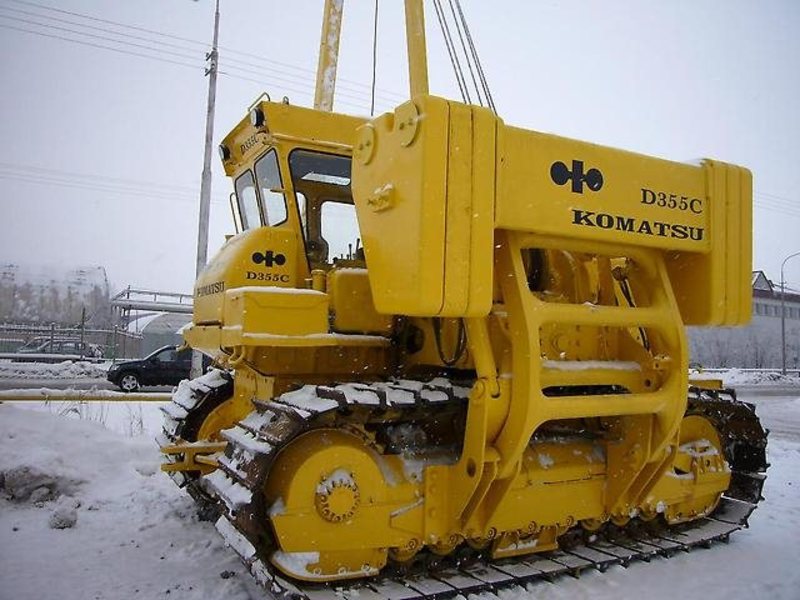 Трубоукладчик komatsu d355c фото