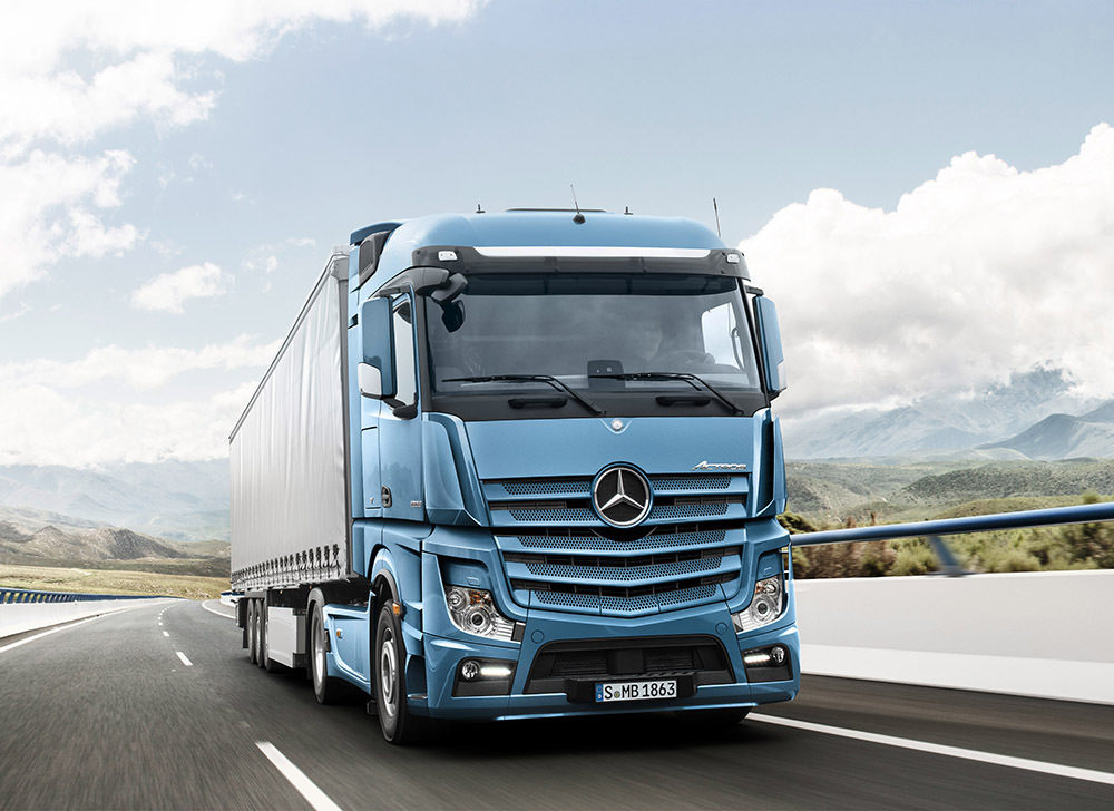 Мерседес Бенц Actros дальнобойщики