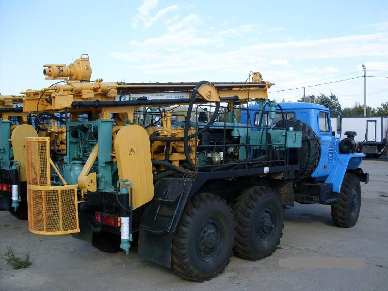 Пбу-2 буровая камаз пбу 2. Буровая пбу. Пбу 2 буровая на шасси камаз. Пбу-2 на шасси камаз. Пбу 2а2.