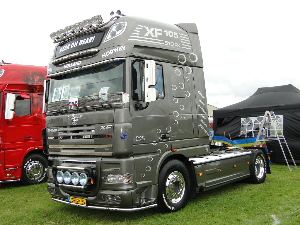 Даф 105 фото. Даф 105. DAF XF 105 super Space Cab. DAF 105xf DX. Даф 95 XF Мегаспейс.