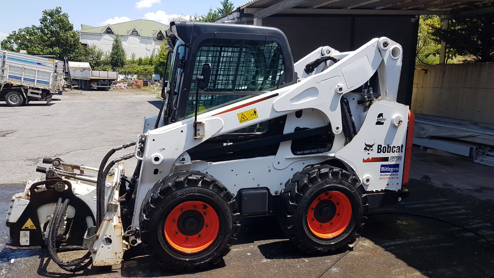 Oex bobcat 2