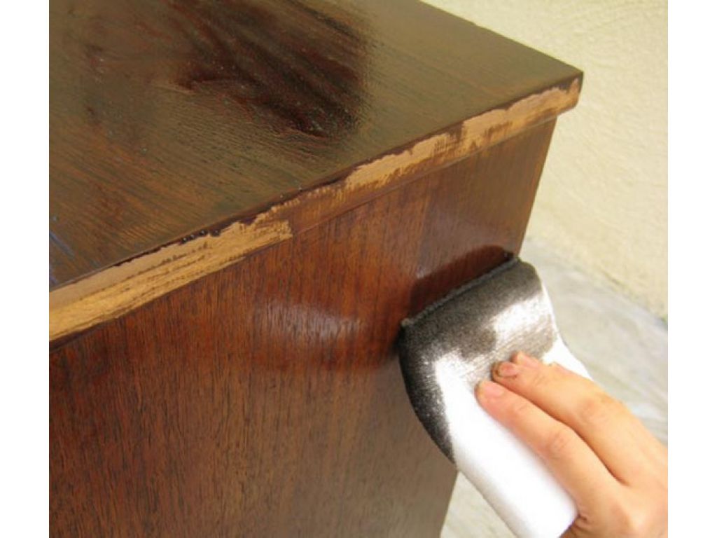 Ремонт лакокрасочного покрытия мебели своими руками