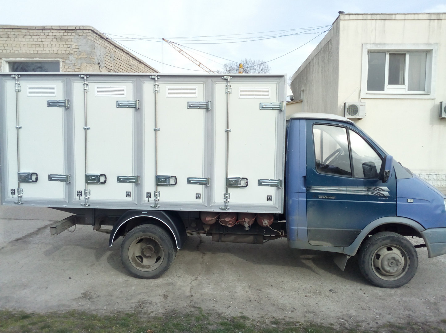 Газель - хлебный фургон ГАЗ 3302
